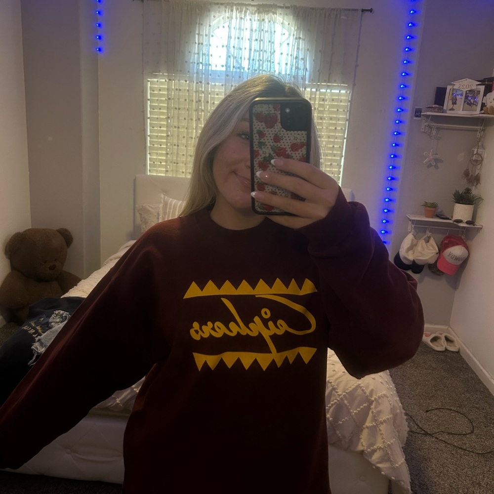 Women's Maroon Sweater